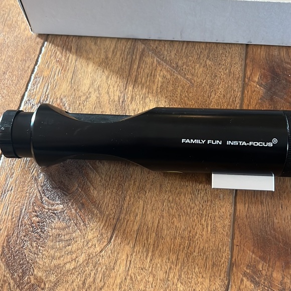 Bushnell Telescope 9x - 30x ZOOM - Picture 9 of 10